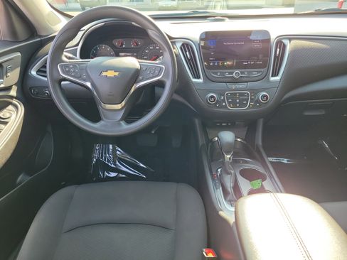 Used 2024 Chevrolet Malibu LT FWD image 10