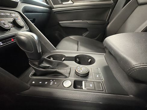 Used 2020 Volkswagen Atlas SE w/ Towing Package AWD/4WD image 18