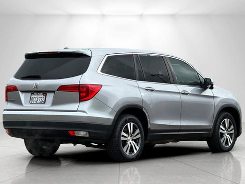 Used 2017 Honda Pilot EX-L image 3