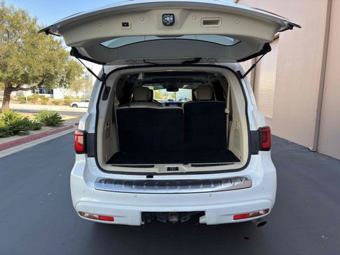 Used 2018 INFINITI QX80 4WD w/ Driver Assistance Package image 63