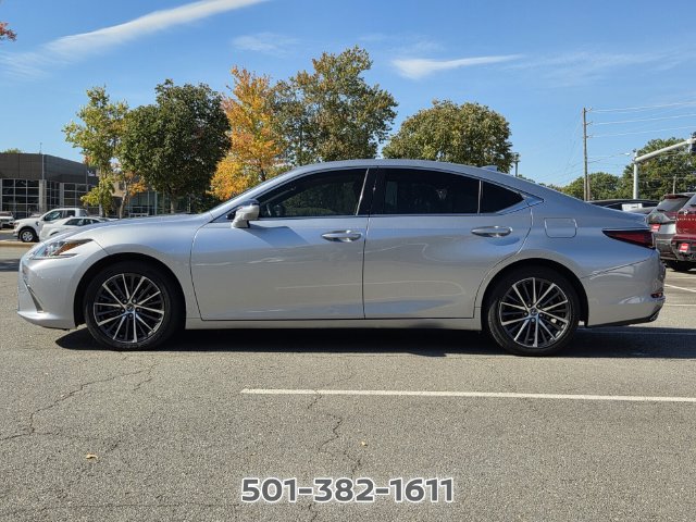 Used 2022 Lexus ES 350 w/ Premium Package FWD image 2