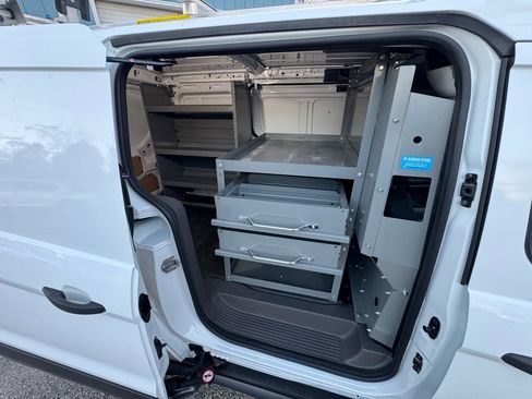 Used 2022 Ford Transit Connect XL image 31