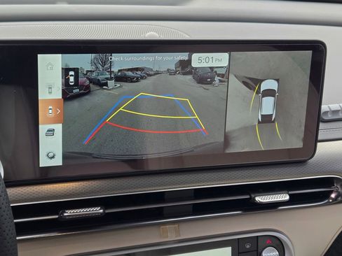 Used 2023 Genesis GV60 Advanced image 38