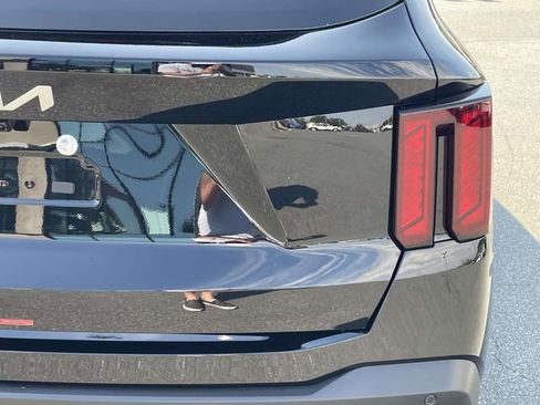 New 2026 Kia Sorento S w/ S Panoramic Sunroof Package image 11