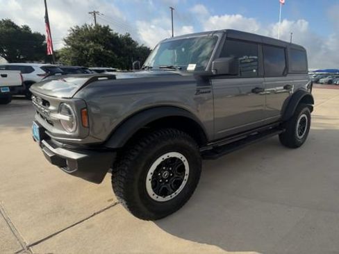 Used 2024 Ford Bronco Big Bend w/ Sasquatch Package AWD/4WD image 4