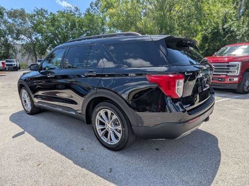 Certified 2023 Ford Explorer XLT w/ Equipment Group 202A RWD image 5