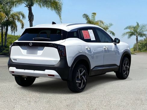 Certified 2026 Nissan Kicks SV FWD image 5