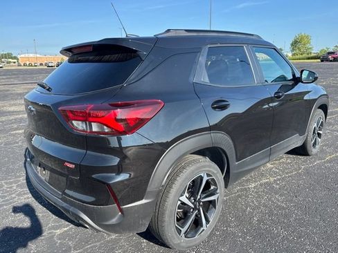 Used 2023 Chevrolet TrailBlazer RS w/ Convenience Package FWD image 4