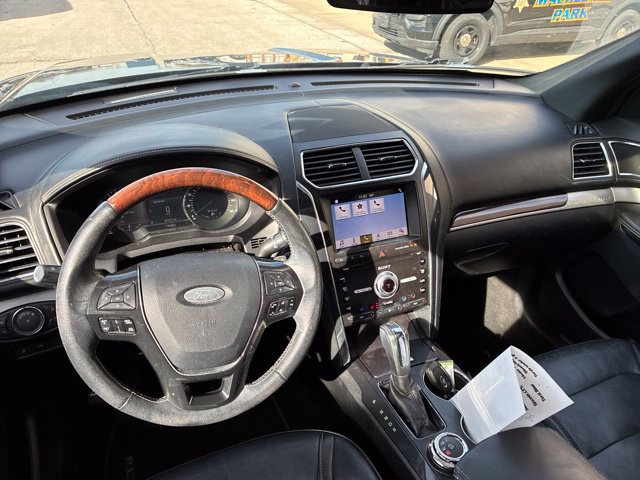 Used 2019 Ford Explorer Platinum AWD/4WD image 19