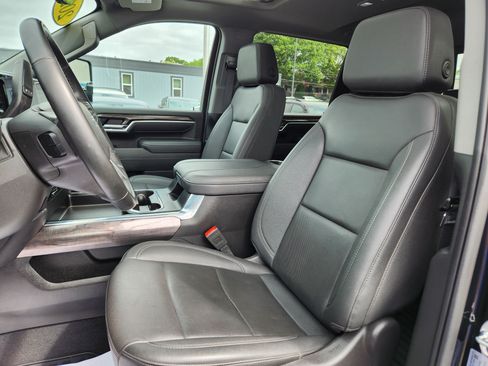 Used 2025 Chevrolet Silverado 3500 LTZ w/ Trail Boss Package AWD/4WD image 10