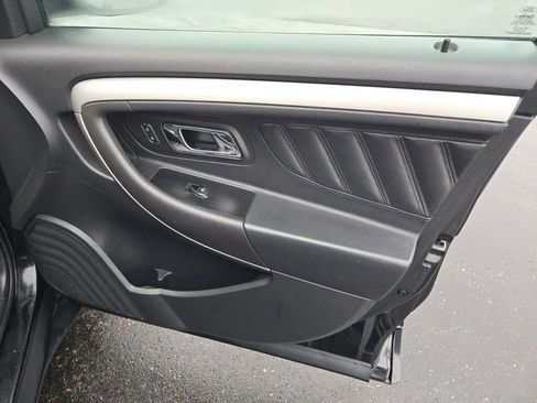 Used 2015 Ford Taurus SEL w/ Equipment Group 201A image 5