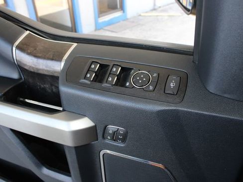 Used 2022 Ford F250 Lariat w/ Tremor Off-Road Package image 29