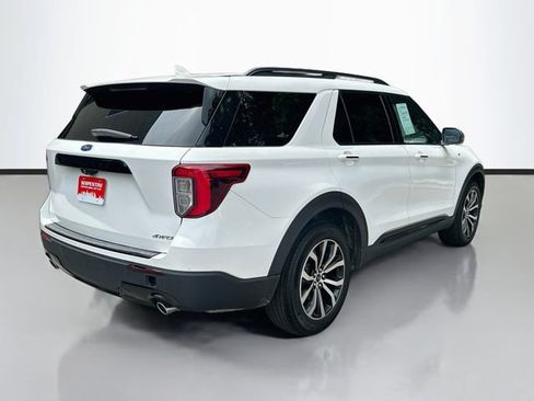 Used 2022 Ford Explorer ST-Line AWD/4WD image 6