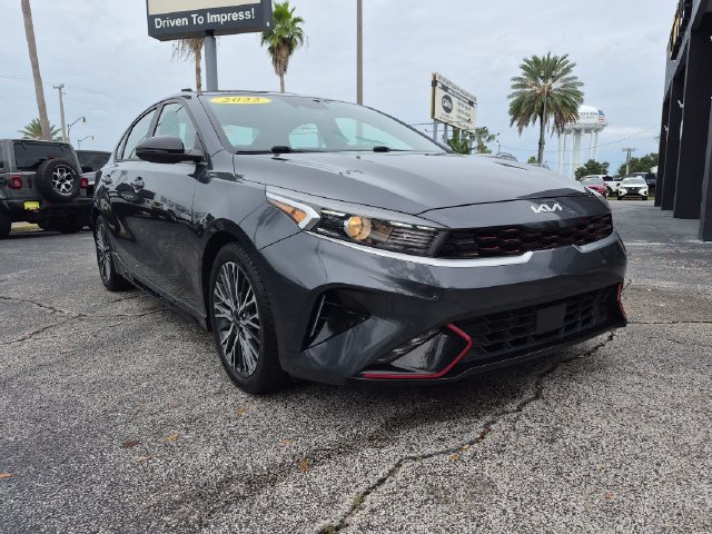 Used 2022 Kia Forte GT-Line w/ GT-Line Premium Package FWD image 3