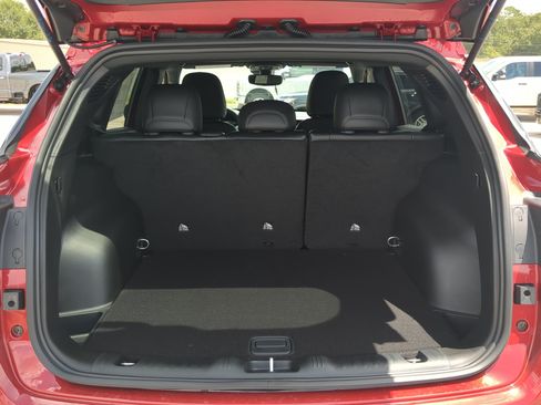 New 2026 Jeep Compass Latitude AWD/4WD image 11