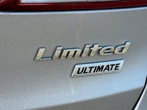 Used 2017 Hyundai Santa Fe Limited image 36