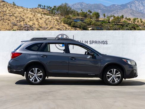 Used 2018 Subaru Outback 2.5i Limited image 7