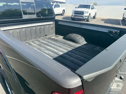 Used 2020 Nissan Frontier SV image 26