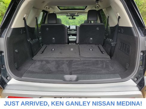 Certified 2025 Nissan Pathfinder SL w/ SL Premium Package AWD/4WD image 20