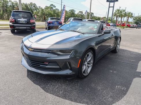 Used 2018 Chevrolet Camaro LT RWD image 3