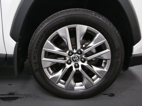 Used 2023 Toyota RAV4 Limited AWD/4WD image 32