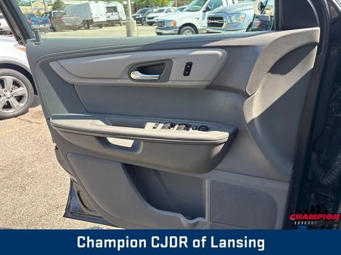 Used 2013 Chevrolet Traverse LS AWD/4WD image 12