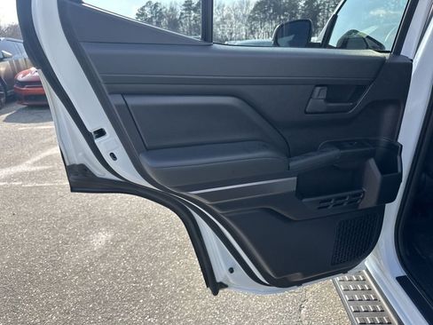 Used 2025 Toyota 4Runner SR5 image 25