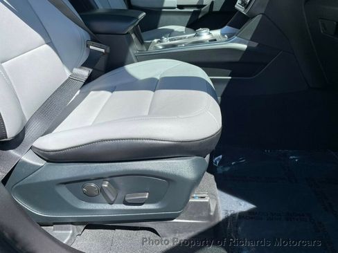 Used 2021 Ford Explorer XLT w/ XLT Sport Appearance Package image 22