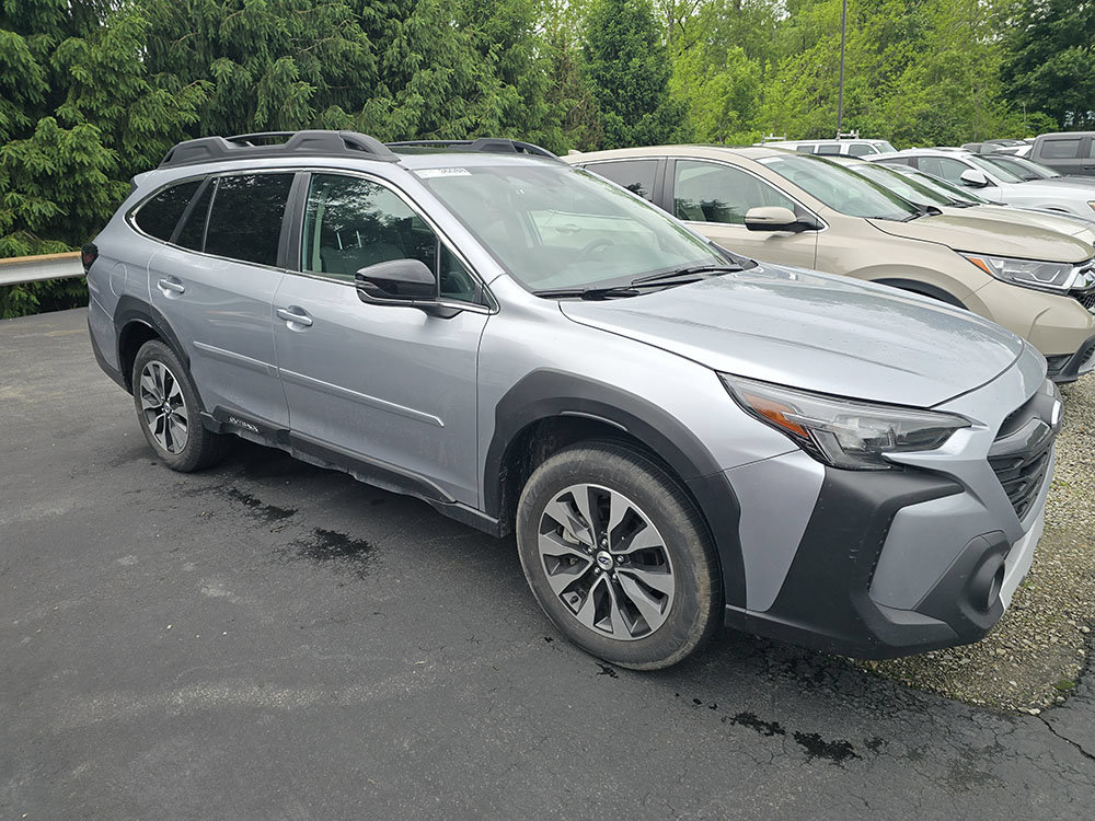 Used 2024 Subaru Outback Limited AWD/4WD image 4