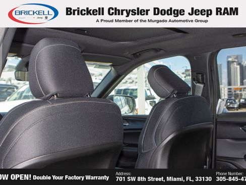 New 2025 Jeep Grand Cherokee Laredo X image 17