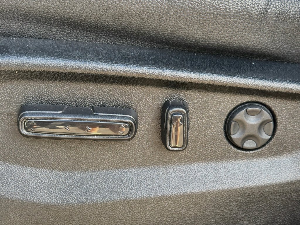 Used 2025 Honda Odyssey EX-L image 12