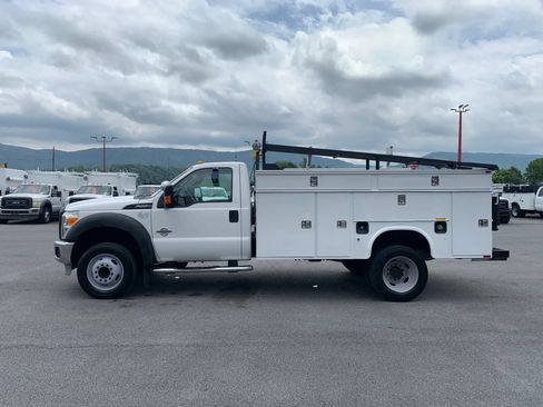 Used 2012 Ford F550 2WD Regular Cab Super Duty w/ Payload Upgrade Pkg image 5