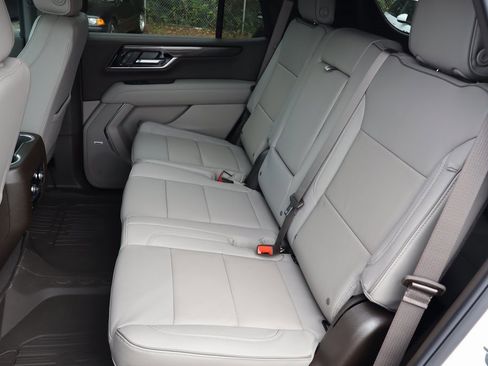 New 2026 GMC Yukon Elevation w/ LPO, Floor Liner Package image 20