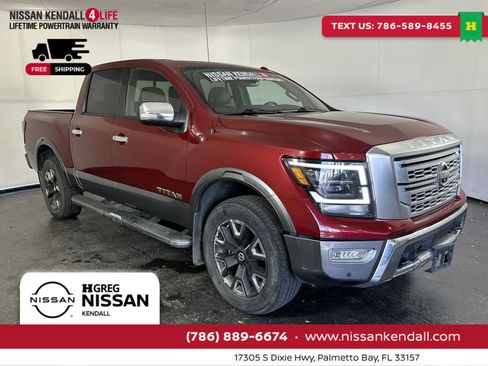 Certified 2021 Nissan Titan Platinum Reserve w/ Moonroof Package image 2