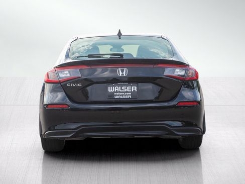Used 2023 Honda Civic EX-L image 4