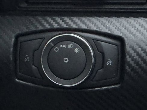 Used 2016 Ford Mustang V6 image 23