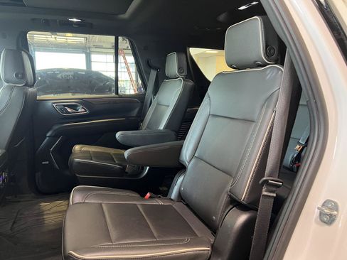 Used 2023 Chevrolet Tahoe Premier AWD/4WD image 21