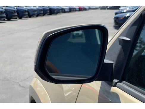 Used 2018 Toyota Tacoma SR5 RWD image 49