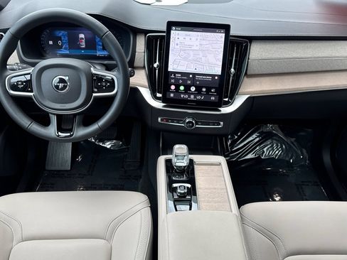 Certified 2026 Volvo XC90 B6 Core AWD/4WD image 14