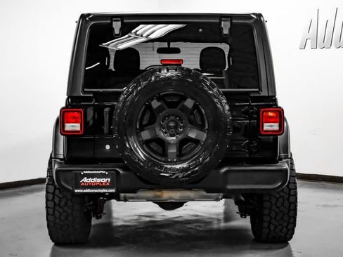 Used 2019 Jeep Wrangler Sport AWD/4WD image 12