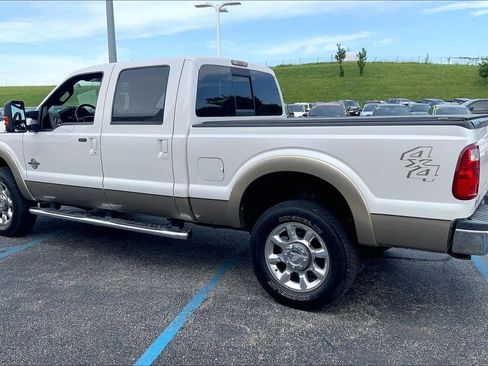 Used 2011 Ford F250 Lariat w/ Lariat Interior Pkg AWD/4WD image 2