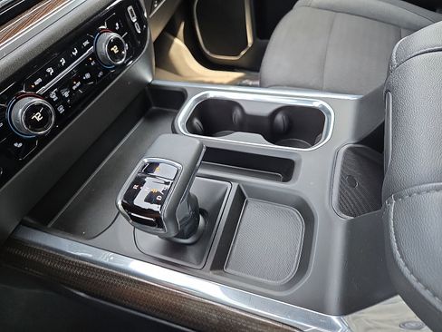 Used 2024 Chevrolet Silverado 1500 LT Trail Boss w/ Convenience Package II image 25