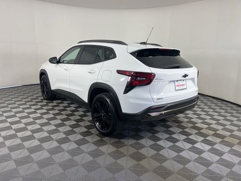 Certified 2025 Chevrolet Trax ACTIV w/ Sunroof Package image 14