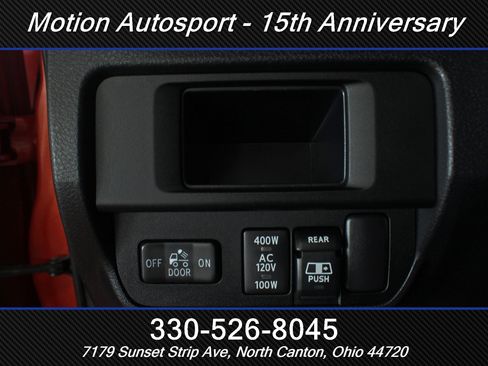 Used 2017 Toyota Tacoma TRD Off-Road w/ Premium & Technology Package image 17