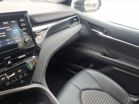 Used 2023 Toyota Camry SE image 20