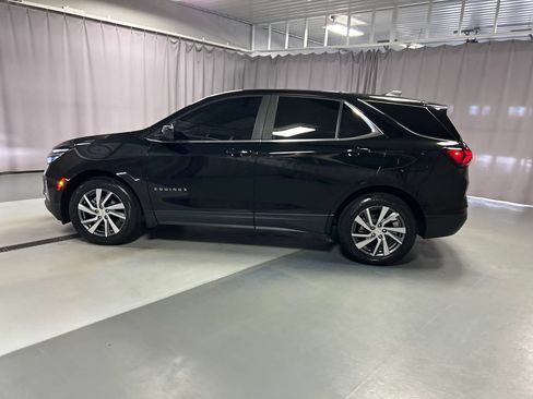 Used 2024 Chevrolet Equinox LT w/ LPO, Floor Liner Package FWD image 4