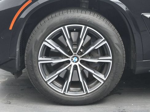 Used 2020 BMW X5 M50i AWD/4WD image 30