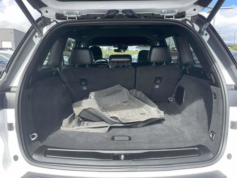 Used 2022 Jeep Grand Cherokee Trailhawk image 8