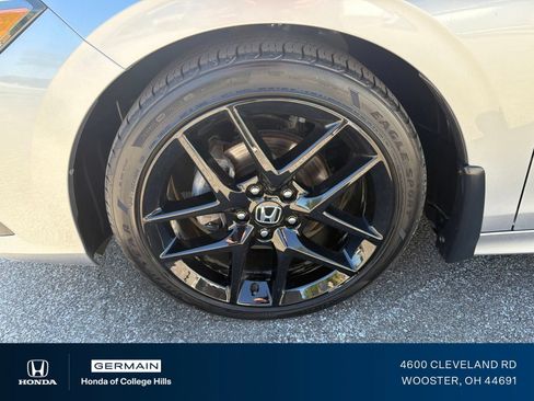 Used 2024 Honda Civic Sport image 11