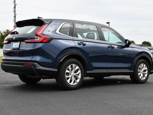 Used 2023 Honda CR-V LX image 7